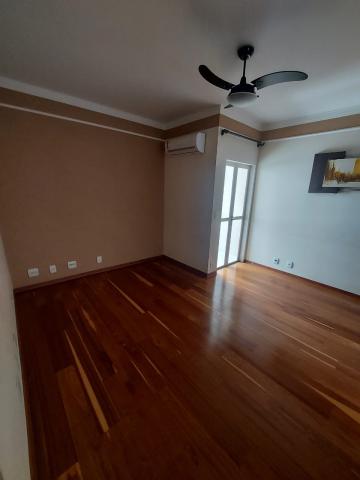Alugar Apartamento / Padr&atilde;o em S&atilde;o Jos&eacute; do Rio Preto R$ 1.100,00 - Foto 2