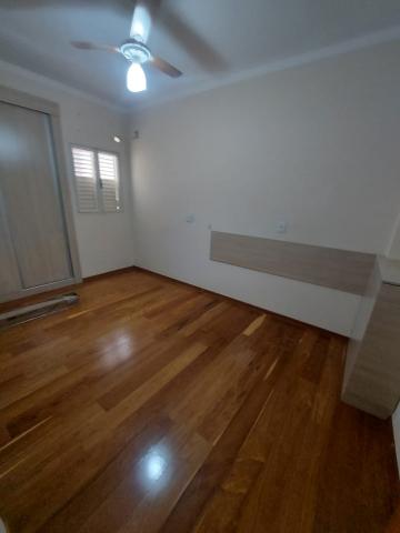 Alugar Apartamento / Padr&atilde;o em S&atilde;o Jos&eacute; do Rio Preto R$ 1.100,00 - Foto 7