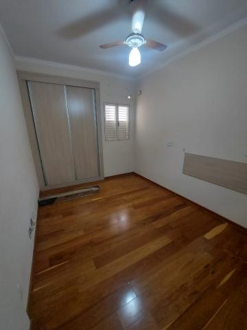 Alugar Apartamento / Padr&atilde;o em S&atilde;o Jos&eacute; do Rio Preto R$ 1.100,00 - Foto 8