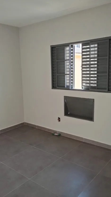 Alugar Casa / Padr&atilde;o em S&atilde;o Jos&eacute; do Rio Preto R$ 1.600,00 - Foto 14