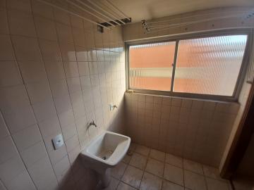 Alugar Apartamento / Padr&atilde;o em S&atilde;o Jos&eacute; do Rio Preto R$ 1.800,00 - Foto 13