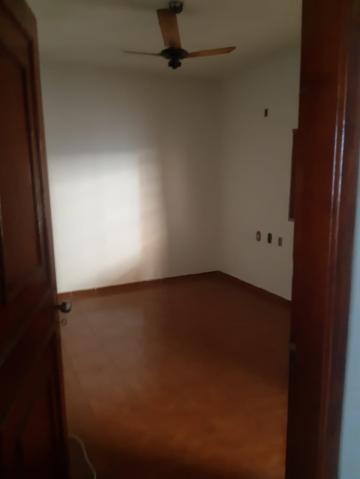 Comprar Casa / Padr&atilde;o em S&atilde;o Jos&eacute; do Rio Preto R$ 330.000,00 - Foto 9