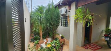 Alugar Casa / Padr&atilde;o em S&atilde;o Jos&eacute; do Rio Preto. apenas R$ 300.000,00