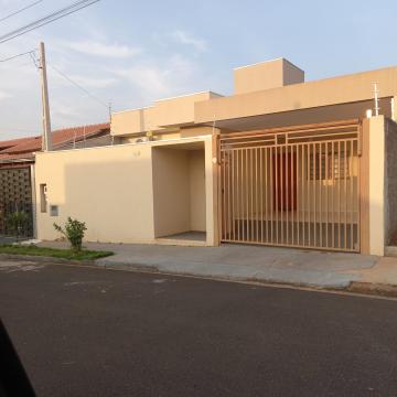 Alugar Casa / Padr&atilde;o em S&atilde;o Jos&eacute; do Rio Preto. apenas R$ 1.230,00