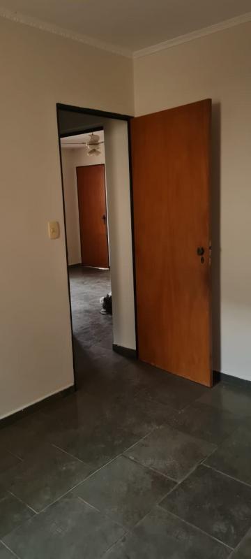 Alugar Apartamento / Padr&atilde;o em S&atilde;o Jos&eacute; do Rio Preto R$ 1.200,00 - Foto 11