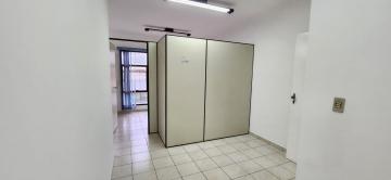 Alugar Comercial / Sala em S&atilde;o Jos&eacute; do Rio Preto R$ 1.500,00 - Foto 2