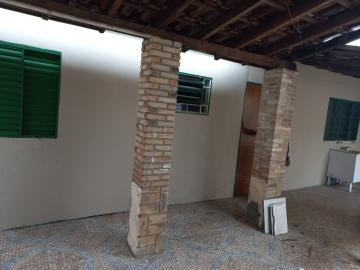 Alugar Casa / Padr&atilde;o em S&atilde;o Jos&eacute; do Rio Preto. apenas R$ 1.200,00