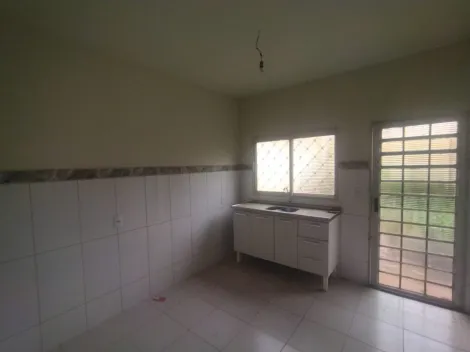 Alugar Casa / Padr&atilde;o em S&atilde;o Jos&eacute; do Rio Preto R$ 900,00 - Foto 5