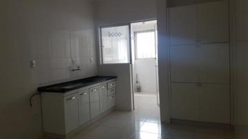 Alugar Apartamento / Padr&atilde;o em S&atilde;o Jos&eacute; do Rio Preto R$ 650,00 - Foto 2