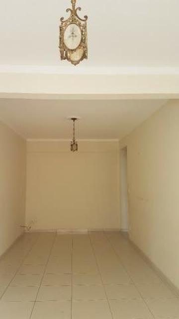Alugar Apartamento / Padr&atilde;o em S&atilde;o Jos&eacute; do Rio Preto R$ 650,00 - Foto 3