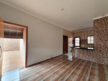 Alugar Casa / Padr&atilde;o em S&atilde;o Jos&eacute; do Rio Preto. apenas R$ 900,00
