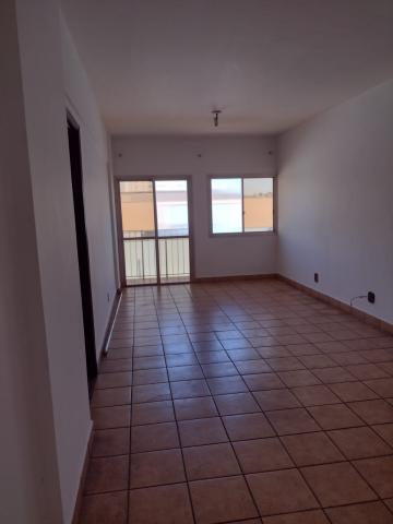 Alugar Apartamento / Padr&atilde;o em S&atilde;o Jos&eacute; do Rio Preto R$ 770,00 - Foto 3