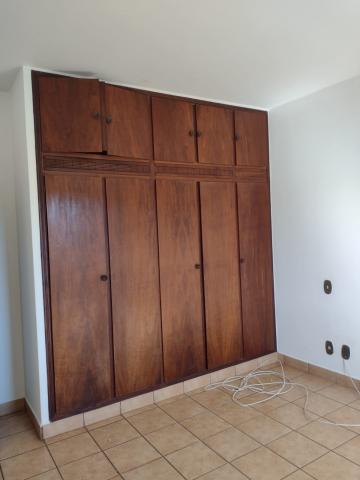 Alugar Apartamento / Padr&atilde;o em S&atilde;o Jos&eacute; do Rio Preto R$ 770,00 - Foto 10