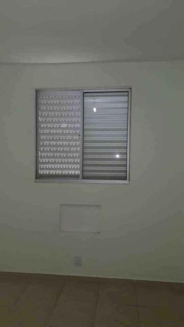 Alugar Apartamento / Padr&atilde;o em S&atilde;o Jos&eacute; do Rio Preto R$ 600,00 - Foto 2
