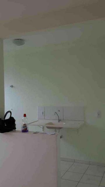 Alugar Apartamento / Padr&atilde;o em S&atilde;o Jos&eacute; do Rio Preto R$ 600,00 - Foto 3