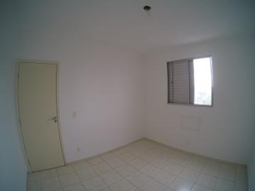 Alugar Apartamento / Padr&atilde;o em S&atilde;o Jos&eacute; do Rio Preto R$ 700,00 - Foto 10