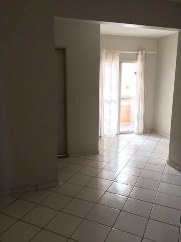 Alugar Apartamento / Padr&atilde;o em S&atilde;o Jos&eacute; do Rio Preto R$ 700,00 - Foto 2