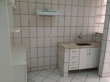 Alugar Apartamento / Padr&atilde;o em S&atilde;o Jos&eacute; do Rio Preto R$ 700,00 - Foto 9
