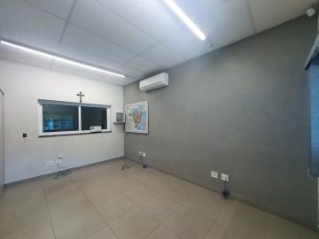 Alugar Comercial / Sal&atilde;o em S&atilde;o Jos&eacute; do Rio Preto R$ 10.000,00 - Foto 26