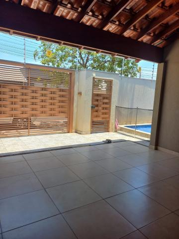 Alugar Casa / Padr&atilde;o em S&atilde;o Jos&eacute; do Rio Preto. apenas R$ 490.000,00