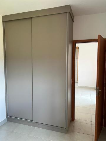 Alugar Apartamento / Padr&atilde;o em S&atilde;o Jos&eacute; do Rio Preto R$ 1.300,00 - Foto 7