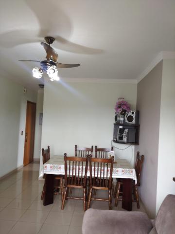 Apartamento / Padr&atilde;o em S&atilde;o Jos&eacute; do Rio Preto 