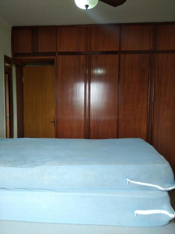 Alugar Apartamento / Padr&atilde;o em S&atilde;o Jos&eacute; do Rio Preto R$ 1.000,00 - Foto 5