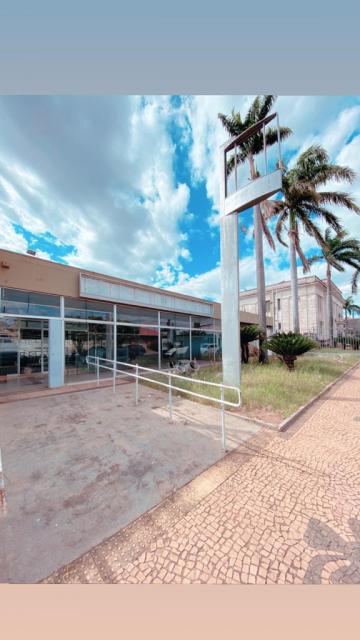 Comercial / Sal&atilde;o em Monte Apraz&iacute;vel 