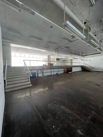 Alugar Comercial / Sal&atilde;o em Monte Apraz&iacute;vel R$ 14.000,00 - Foto 14