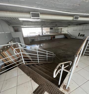 Alugar Comercial / Sal&atilde;o em Monte Apraz&iacute;vel R$ 14.000,00 - Foto 16