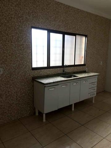 Alugar Casa / Padr&atilde;o em S&atilde;o Jos&eacute; do Rio Preto R$ 1.300,00 - Foto 2