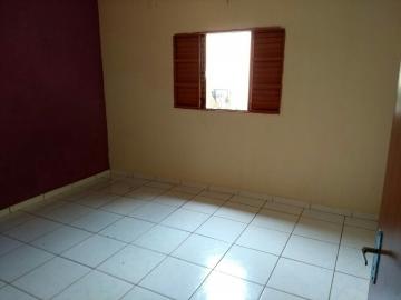 Alugar Casa / Padr&atilde;o em Mirassol. apenas R$ 275.000,00