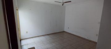 Alugar Casa / Padr&atilde;o em S&atilde;o Jos&eacute; do Rio Preto R$ 1.400,00 - Foto 2