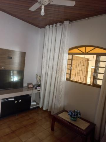 Alugar Casa / Padr&atilde;o em S&atilde;o Jos&eacute; do Rio Preto R$ 1.600,00 - Foto 4