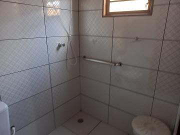 Alugar Casa / Padr&atilde;o em S&atilde;o Jos&eacute; do Rio Preto R$ 1.600,00 - Foto 9