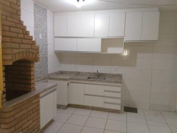 Alugar Casa / Condom&iacute;nio em S&atilde;o Jos&eacute; do Rio Preto. apenas R$ 1.800,00