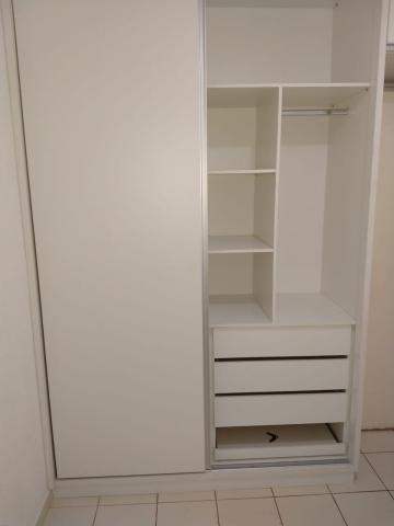 Alugar Casa / Condom&iacute;nio em S&atilde;o Jos&eacute; do Rio Preto R$ 1.800,00 - Foto 10