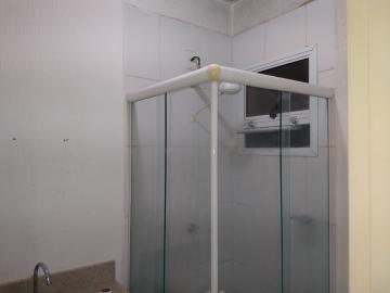Alugar Casa / Condom&iacute;nio em S&atilde;o Jos&eacute; do Rio Preto R$ 1.800,00 - Foto 17