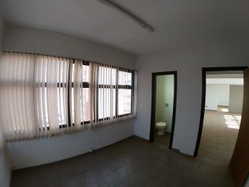 Alugar Comercial / Sala em S&atilde;o Jos&eacute; do Rio Preto R$ 1.300,00 - Foto 8