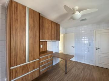 Alugar Apartamento / Padr&atilde;o em S&atilde;o Jos&eacute; do Rio Preto R$ 2.200,00 - Foto 6