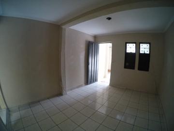 Alugar Casa / Padr&atilde;o em S&atilde;o Jos&eacute; do Rio Preto R$ 700,00 - Foto 3