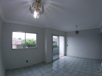Alugar Apartamento / Padr&atilde;o em S&atilde;o Jos&eacute; do Rio Preto R$ 800,00 - Foto 4