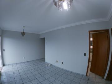 Alugar Apartamento / Padr&atilde;o em S&atilde;o Jos&eacute; do Rio Preto R$ 800,00 - Foto 5
