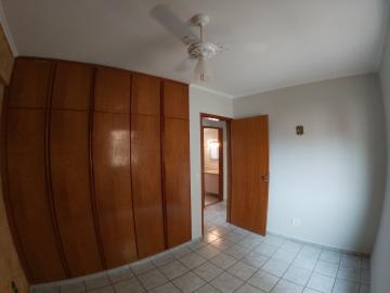 Alugar Apartamento / Padr&atilde;o em S&atilde;o Jos&eacute; do Rio Preto R$ 800,00 - Foto 20