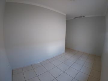 Alugar Casa / Padr&atilde;o em S&atilde;o Jos&eacute; do Rio Preto R$ 1.700,00 - Foto 11