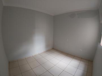 Alugar Casa / Padr&atilde;o em S&atilde;o Jos&eacute; do Rio Preto R$ 1.700,00 - Foto 13