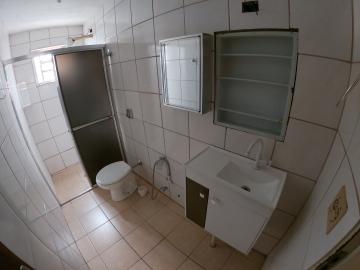 Alugar Apartamento / Padr&atilde;o em S&atilde;o Jos&eacute; do Rio Preto R$ 1.100,00 - Foto 8