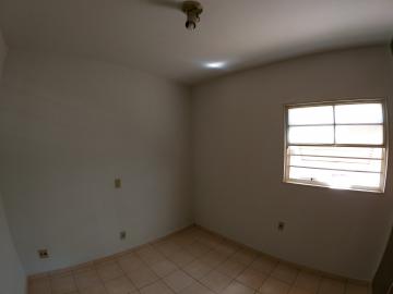 Alugar Apartamento / Padr&atilde;o em S&atilde;o Jos&eacute; do Rio Preto R$ 1.100,00 - Foto 9