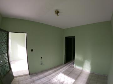 Alugar Casa / Padr&atilde;o em S&atilde;o Jos&eacute; do Rio Preto R$ 1.000,00 - Foto 4