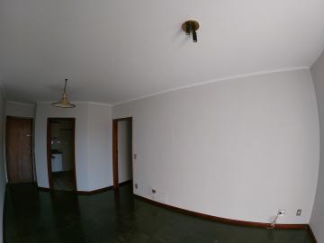 Alugar Apartamento / Padr&atilde;o em S&atilde;o Jos&eacute; do Rio Preto R$ 900,00 - Foto 3